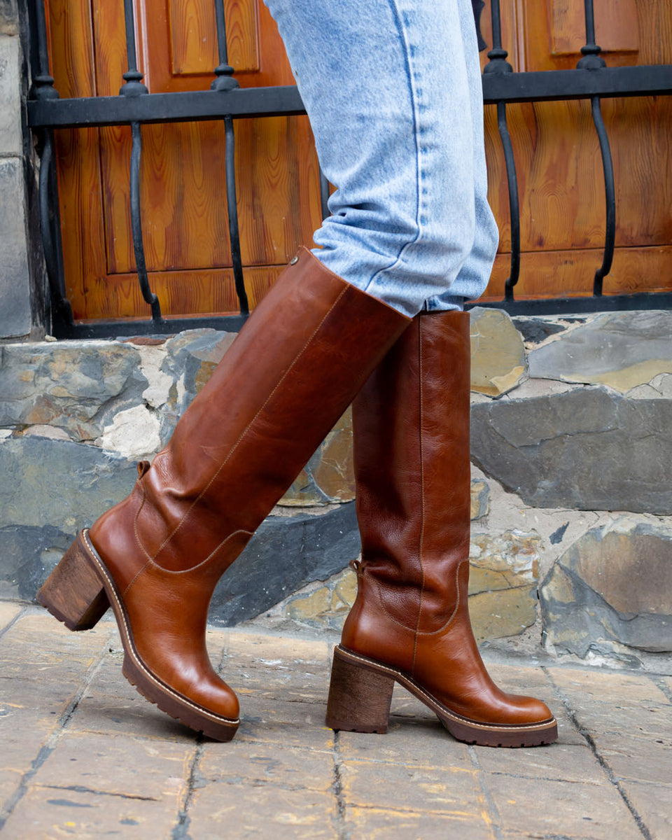 Botas en cuero Niza Café – Santina Boots