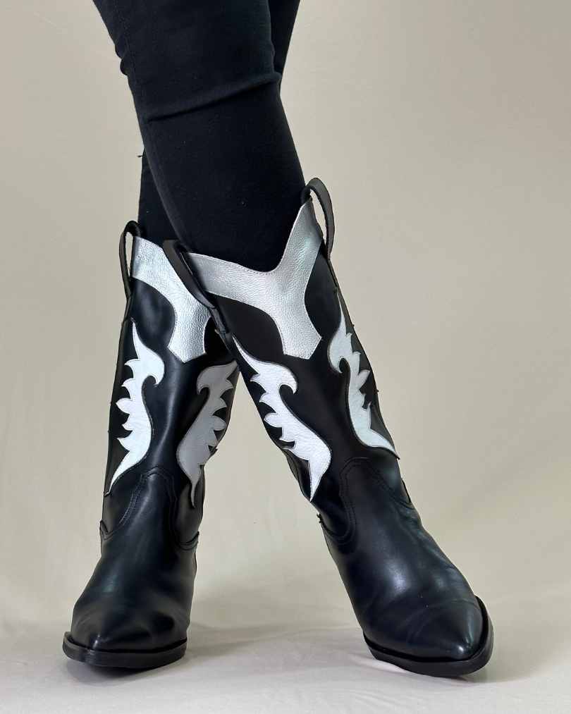Bota Texana en Cuero Volare Negro/Blanco