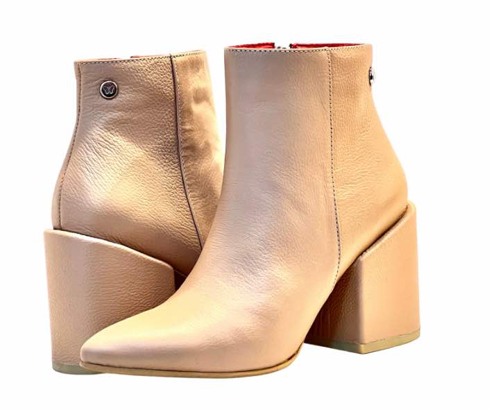 Botín en Cuero Antonia Beige